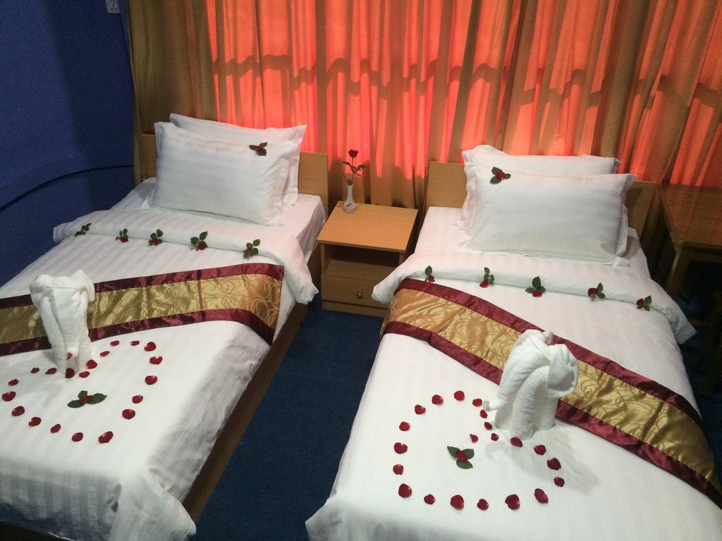 Vacation Hotel Yangon Exterior photo