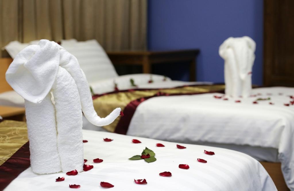 Vacation Hotel Yangon Exterior photo